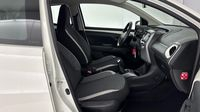 Toyota Aygo 1.0 VVT-i 72ch x-play 5P MY19 — photo 15