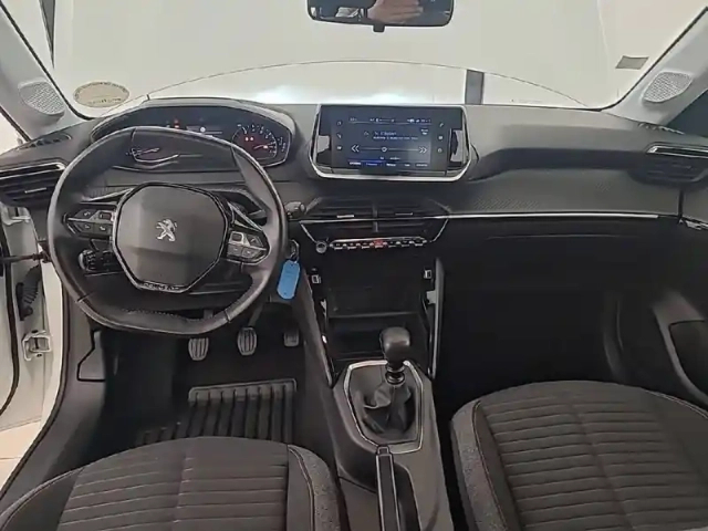 Peugeot 208 puretech 100 s&amp;s bvm6 — photo 37