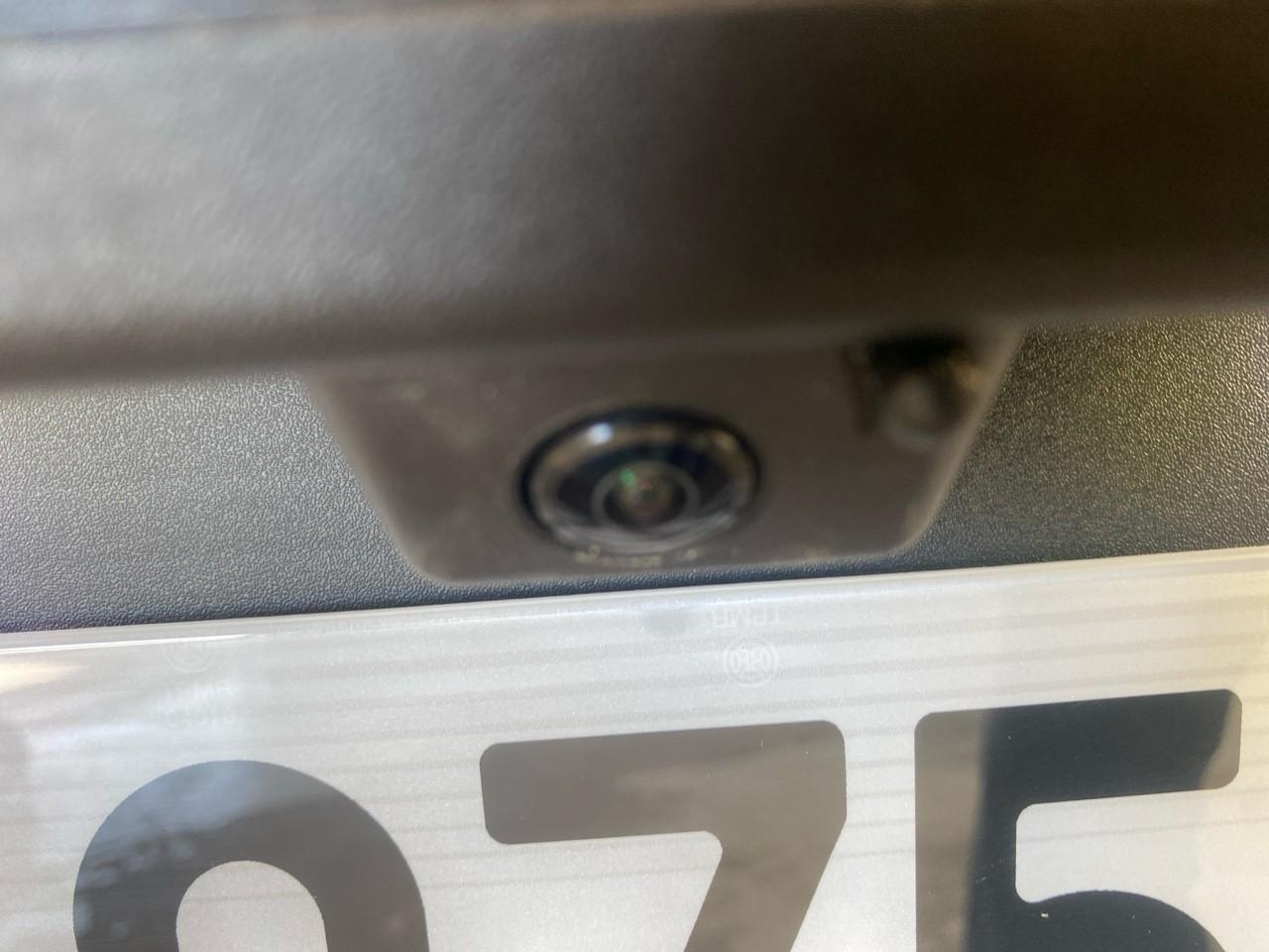 Peugeot 5008 hybrid 136 e-dcs6 gt — photo 29