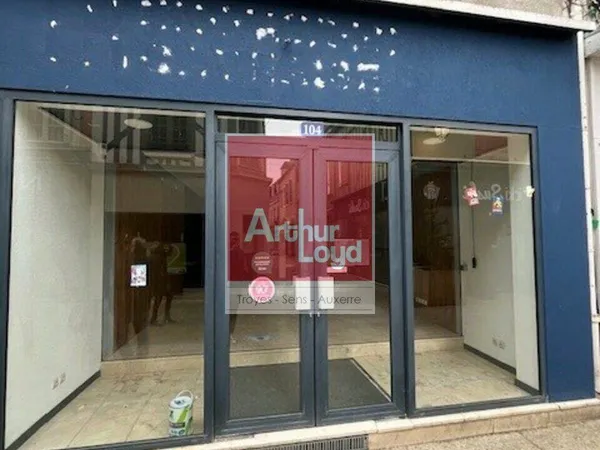 Local commercial 100 m²