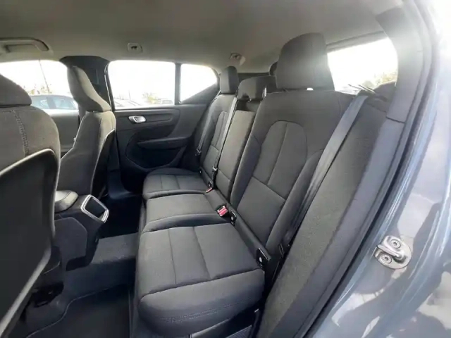 Volvo Xc40 t5 recharge 180+82 ch dct7 — photo 7