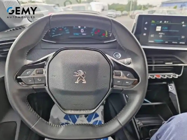 Peugeot 208 electrique 50 kwh 136ch — photo 21