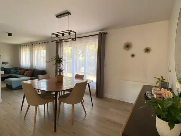 Maison - 6 pièces - 132 m²