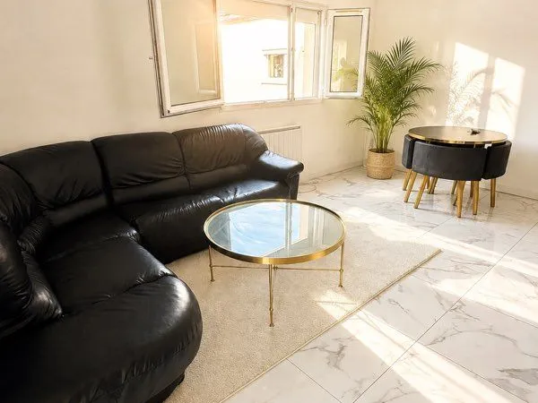 T1 avec chambre
