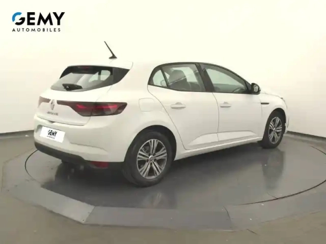 Renault Megane iv berline blue dci 115 edc — photo 33