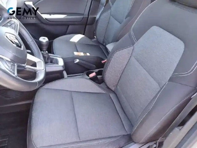 Renault Captur tce 90 - 21 — photo 9