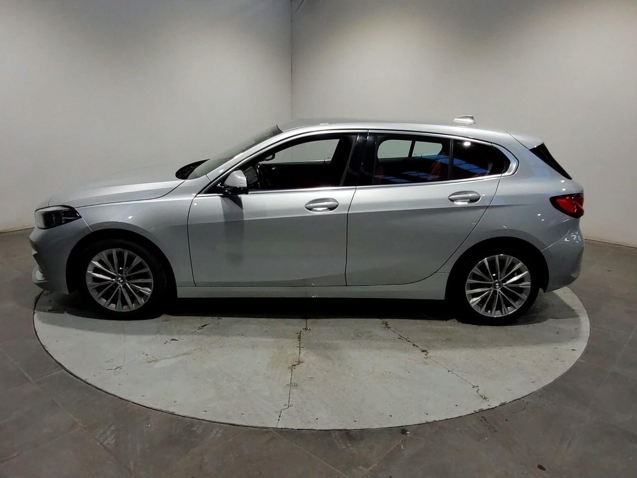 Bmw Serie 1 18i 140 ch dkg7 luxury — photo 2