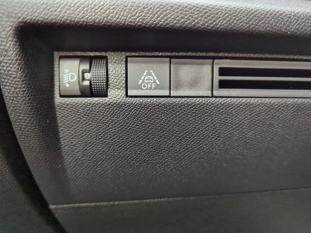 Citroën C4 puretech 100 s&s bvm6 feel — photo 20