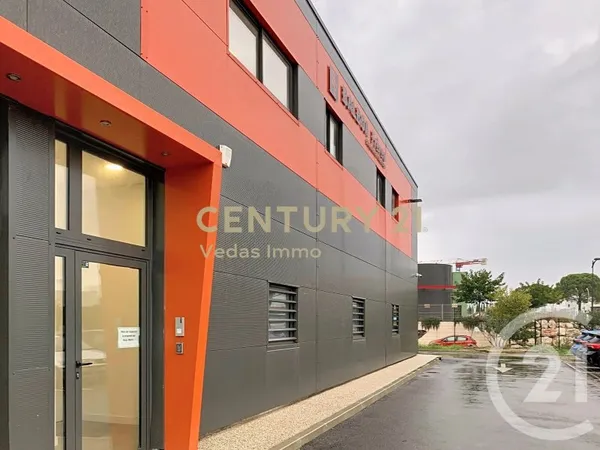 Bureau 1 pièce 35 m²