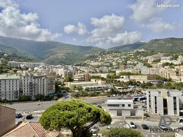 Appartement 5 pièces 100 m²