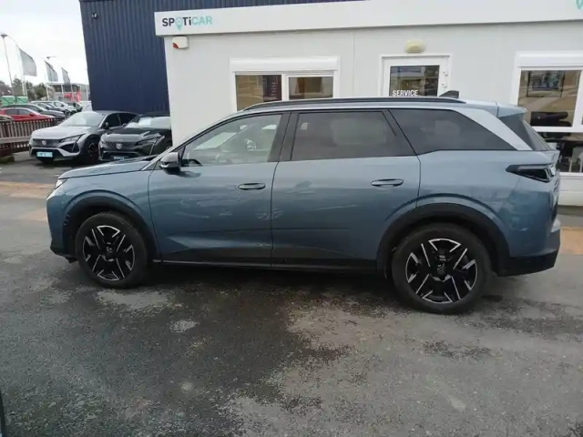 Peugeot 5008 hybrid 136 e-dcs6 — photo 28