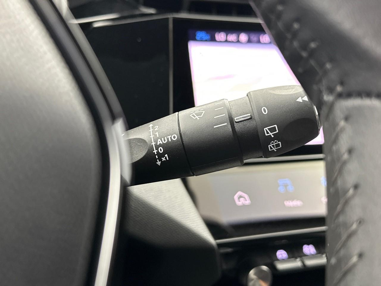 Peugeot 308 puretech 130ch s&s bvm6 allure — photo 18