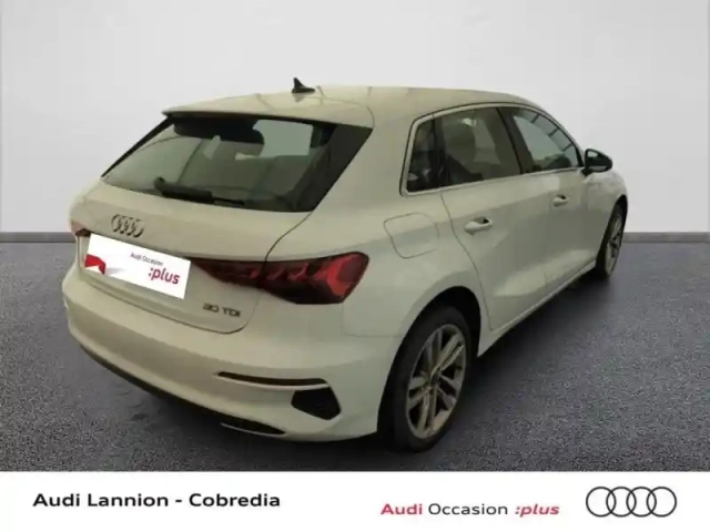 Audi A3 sportback 30 tdi 116ch business line — photo 2
