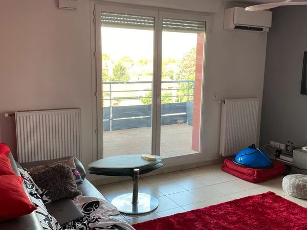 Appart T3 avec Garage et Clim Parc de Parilly coté Lyon 8