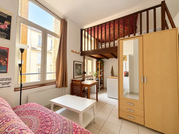 Studio 1 pièce 25 m²
