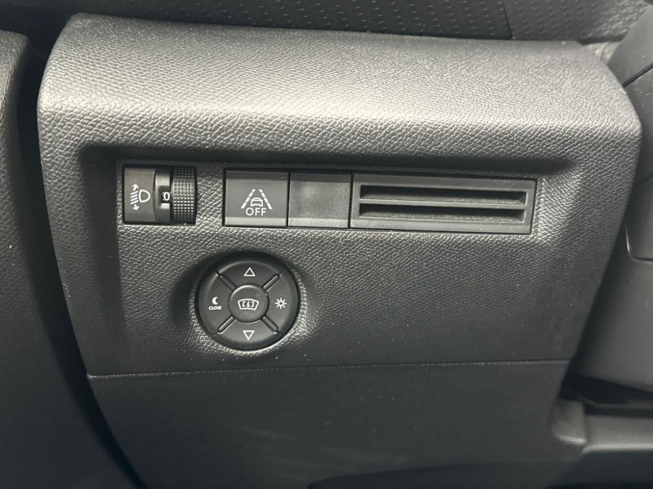 Citroën C4 puretech 130 s&s eat8 shine — photo 16