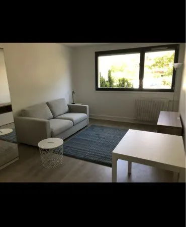Studio meublé 26 m2 Puteaux république