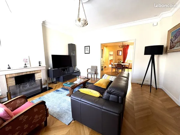 Maison 146m2 avec grand jardin et 2 garages -