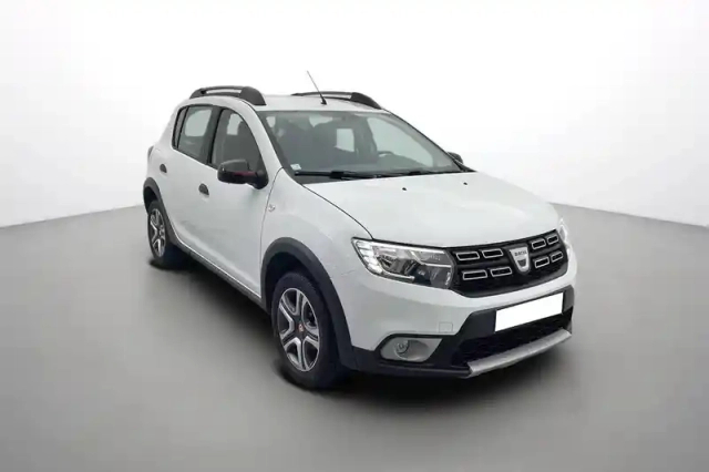 Dacia Sandero blue dci 95 — photo 42