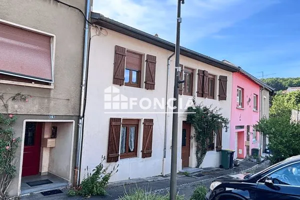Maison 5 pièces 130 m²