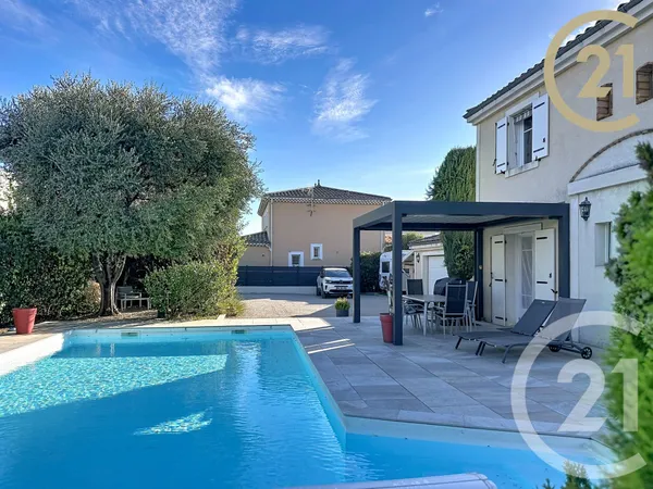 Maison 7 pièces 180 m²