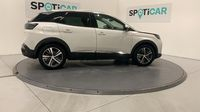 Peugeot 3008 HYBRID 225ch Allure Pack e-EAT8 — photo 4