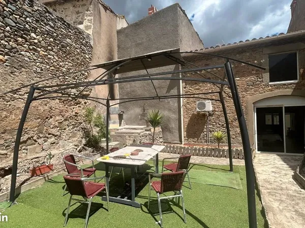 Maison azille