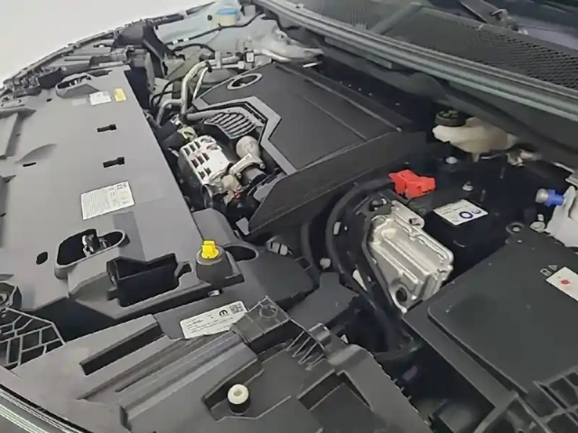 Citroën C5 Aircross hybride 145 ch e-dcs6 — photo 15