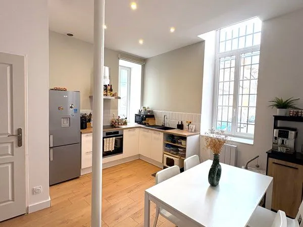 Grand appartement lumineux 2 pièces 60m2