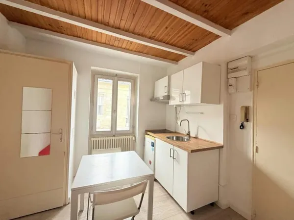 Appartement 1 pièce 15 m²