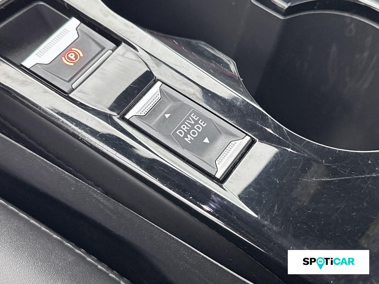 Peugeot 208 1.2 puretech 100ch s&s gt pack — photo 18