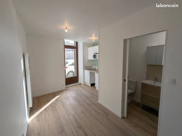 Studio 15 m² entièrement rénové 2026 - RDC - Barbezieux