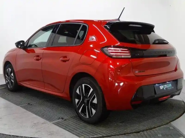 Peugeot 208 electrique 50 kwh 136ch — photo 32