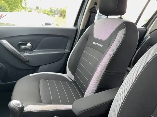 Dacia Sandero tce 90 — photo 14
