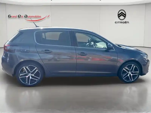Peugeot 308 1.2 puretech 130ch ?6.c s&amp;s allure — photo 7