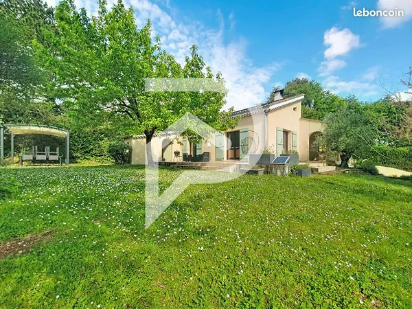 Propriété 8 pièces 150 m²