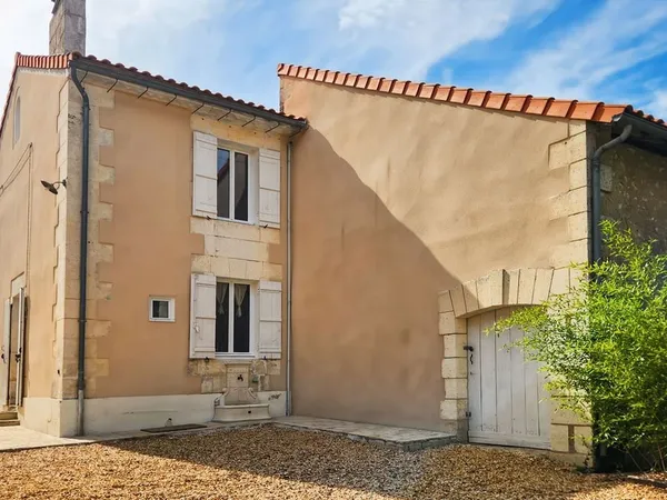 Maison en pierre - 84.77m ²