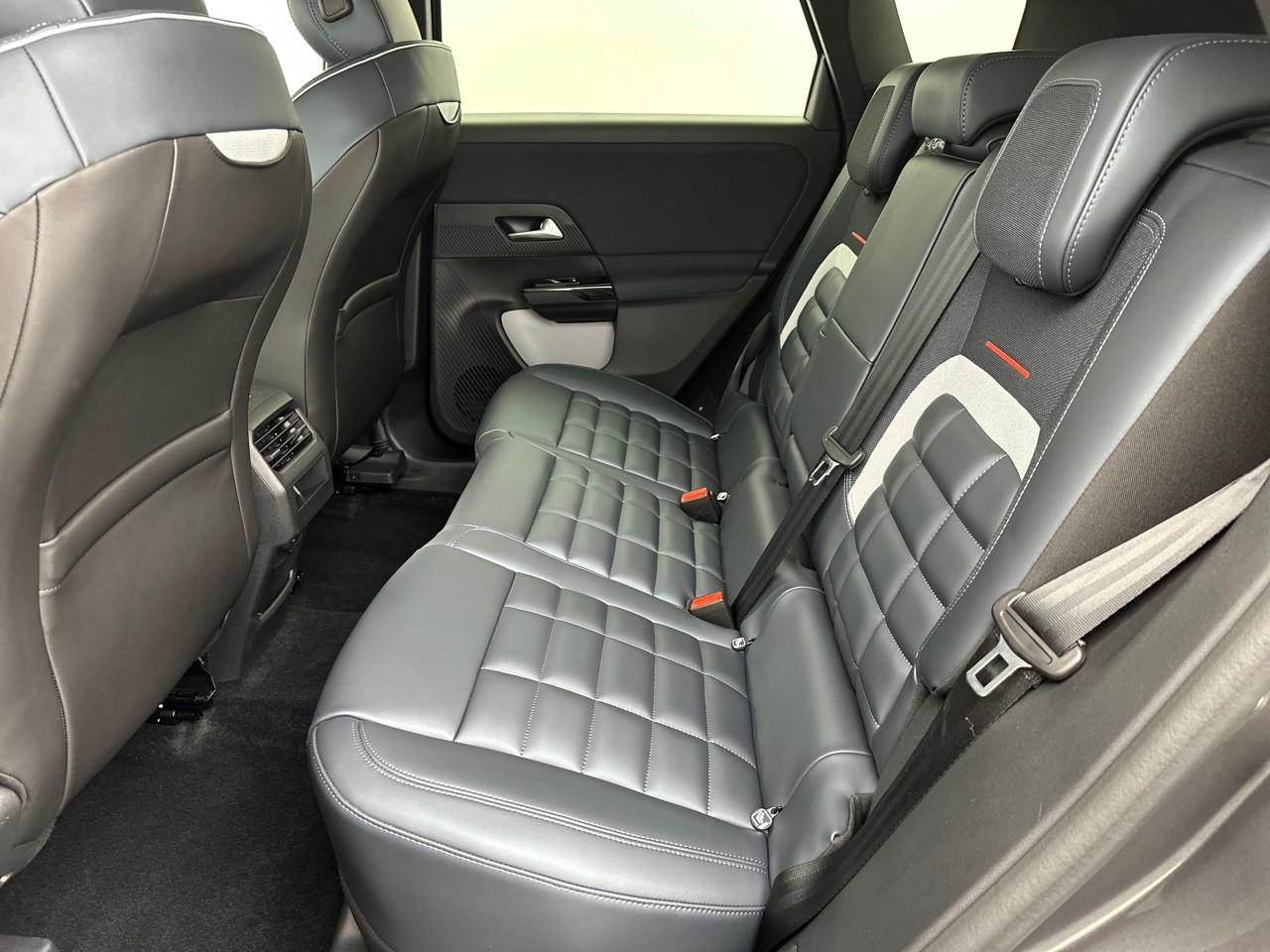 Citroën C5 Aircross hybride 145 ch e-dcs6 max — photo 12