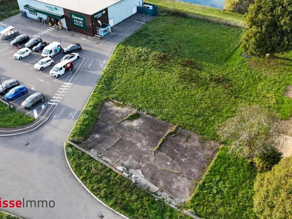Terrain en individuel 1700 m²