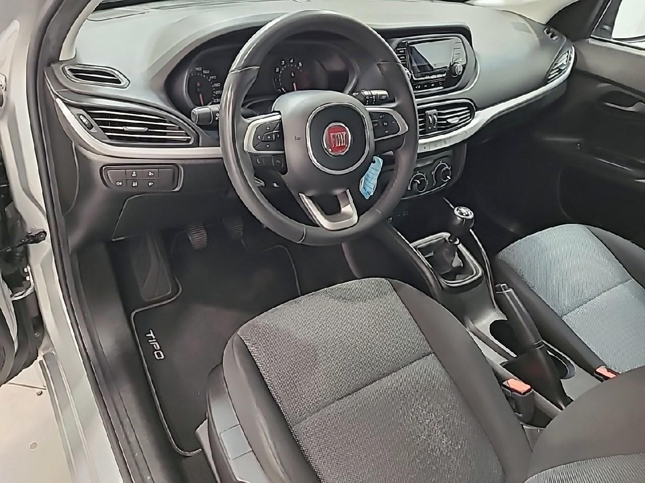 Fiat Tipo 5 portes 1.4 95 ch ligue 1 conforama — photo 9