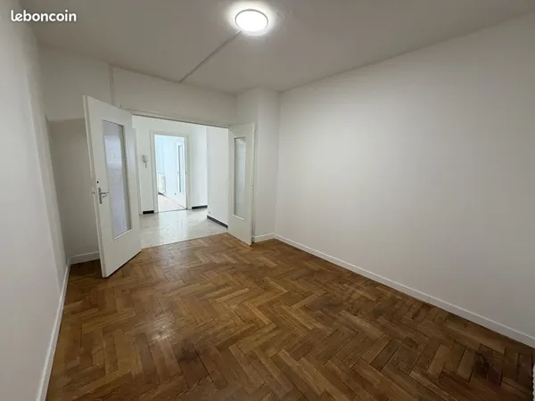 Bureaux 63 m² Lyon