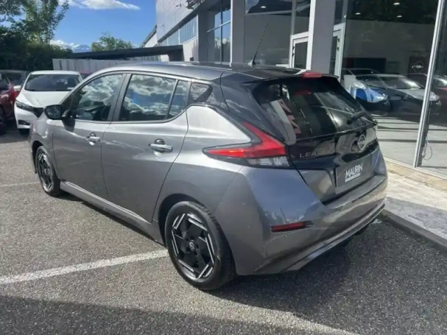 Nissan Leaf 150ch 40kwh acenta 22 — photo 7