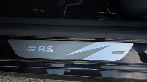 Renault Clio RS 1.6 TCe Turbo 220 EDC6 - Rs 18 – 2018 – 118500 km – Essence – Boîte Automatique — photo 7