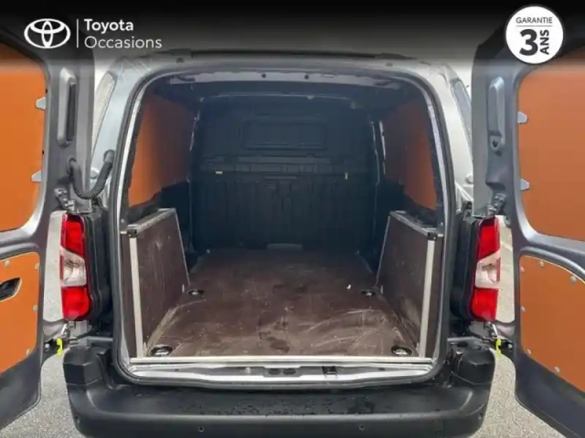 Toyota Proace city electric medium 50 kwh business mc23 — photo 10
