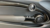 Mini Cabrio Cooper 136ch Edition Seaside BVA7 — photo 39