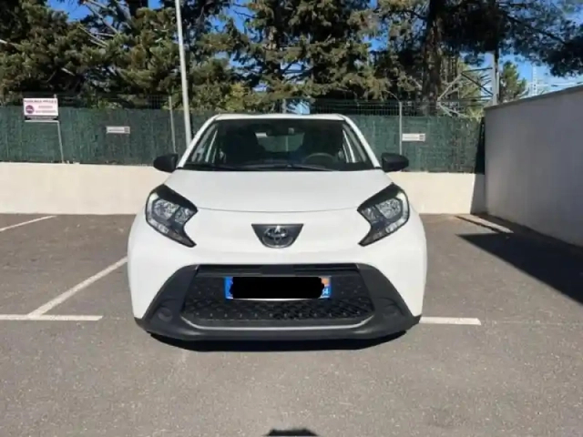 Toyota Aygo X 1.0 vvt-i 72ch active business my23 — photo 2