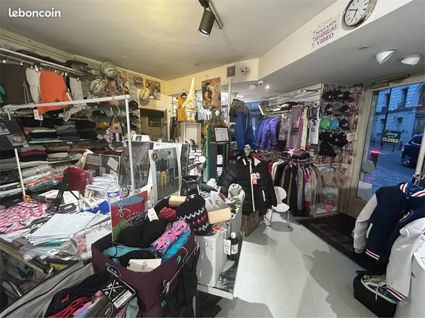 Boutique 65 m² LEVALLOIS PERRET