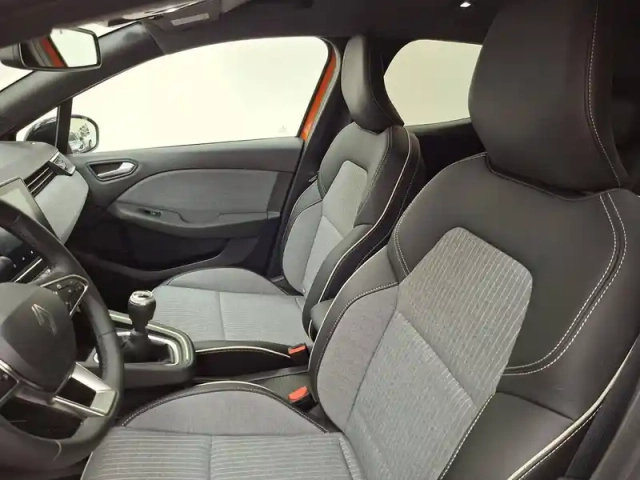 Renault Clio tce 90 ch gsr2 — photo 36