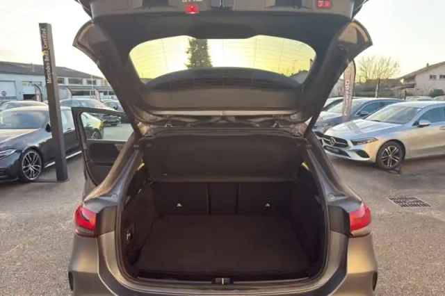 Mercedes Eqa 350 4matic — photo 43