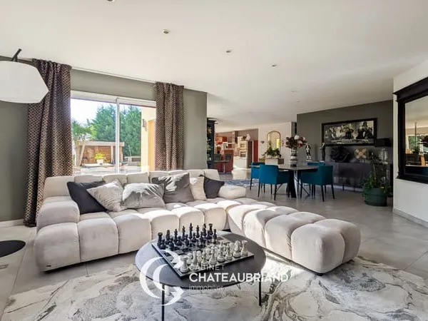 COMBOURG - Maison contemporaine 232 m² - 4 chambres